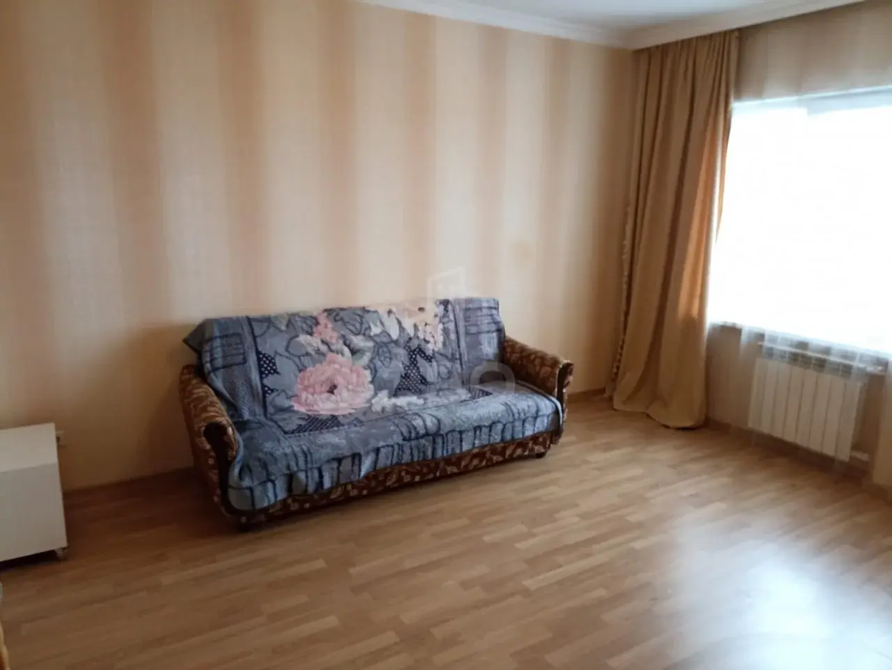 трехкомнатная квартира в Санкт-Петербурге по адресу: Альпийский пер., 32