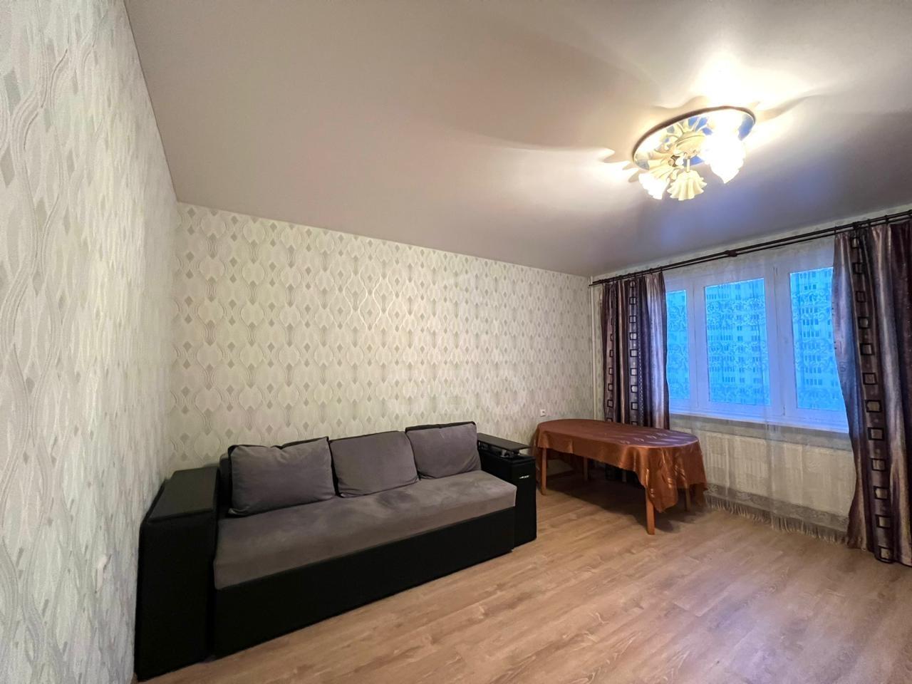 двухкомнатная квартира в Санкт-Петербурге по адресу: Богатырский проспект, 52, к 1