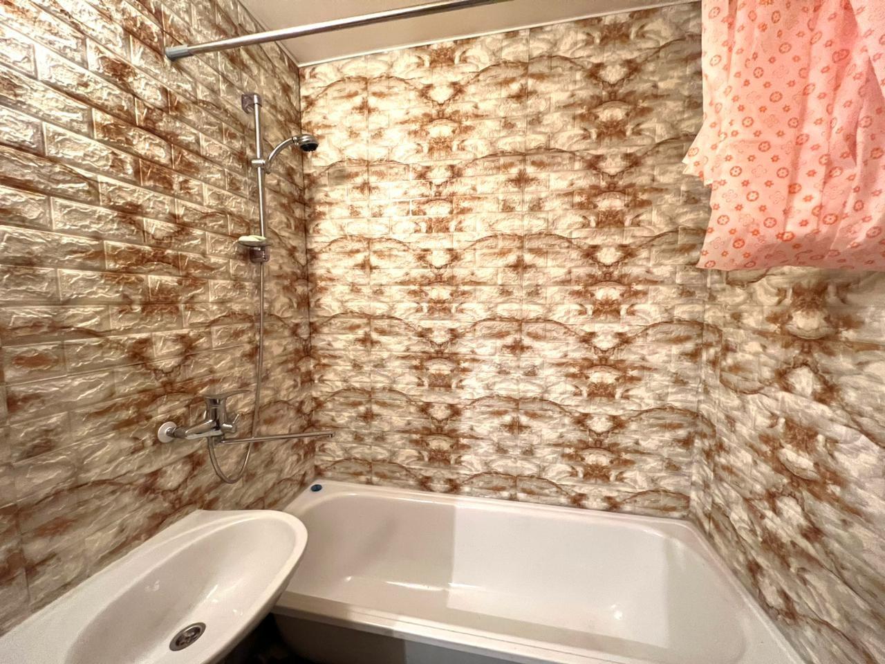 двухкомнатная квартира в Санкт-Петербурге по адресу: Богатырский проспект, 52, к 1