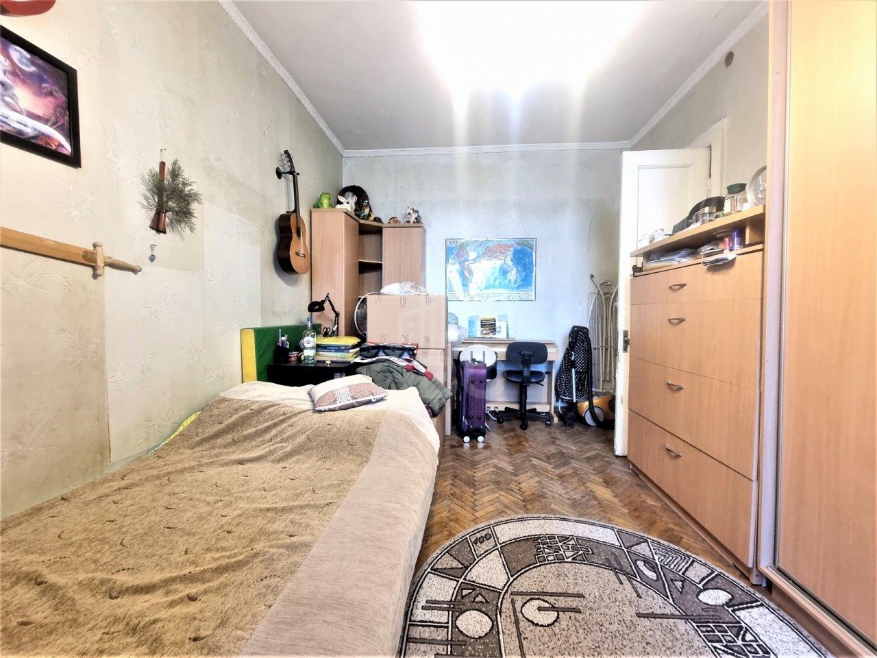 трехкомнатная квартира в Санкт-Петербурге по адресу: Московский проспект, 195