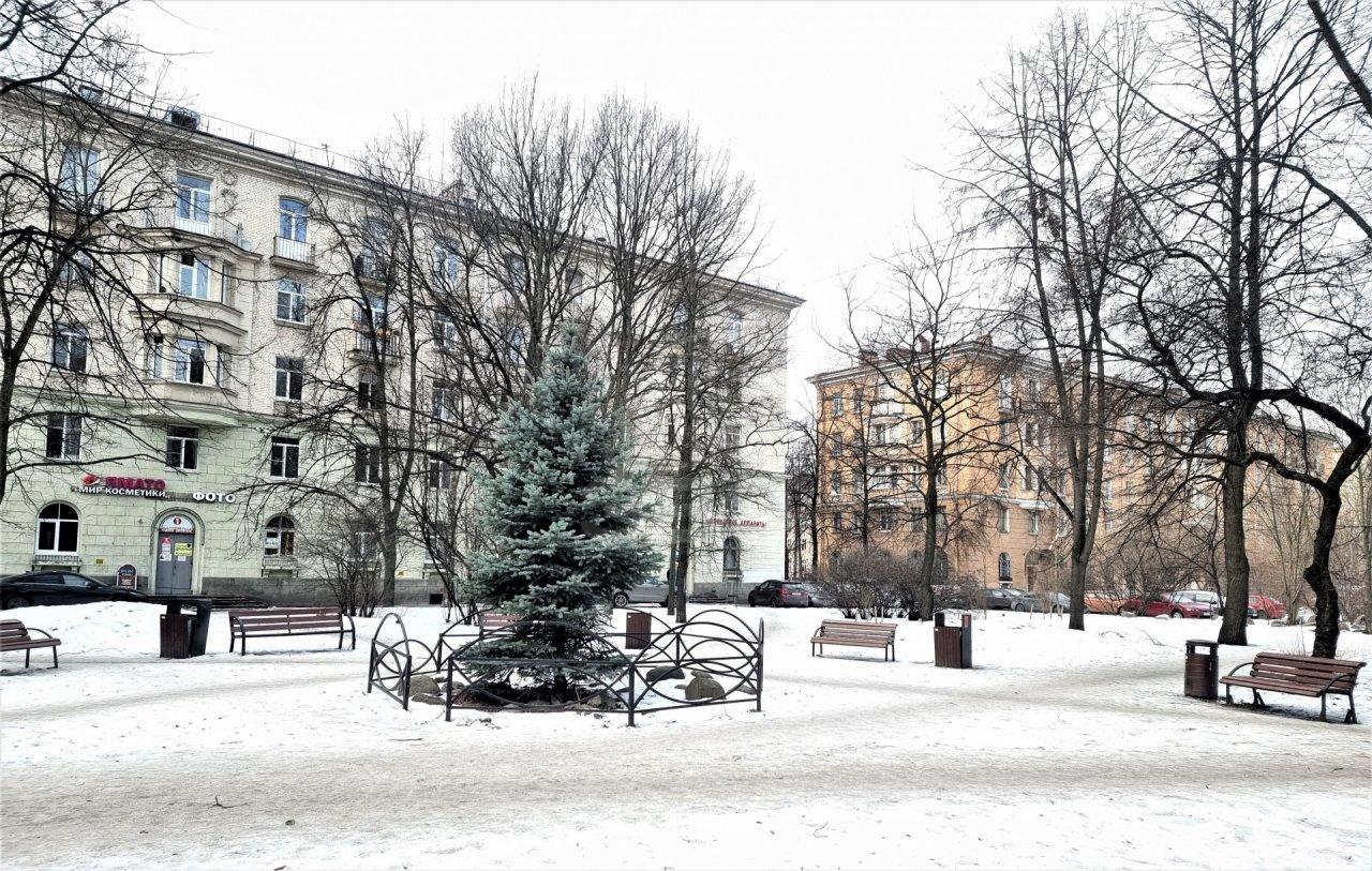 трехкомнатная квартира в Санкт-Петербурге по адресу: Московский проспект, 195