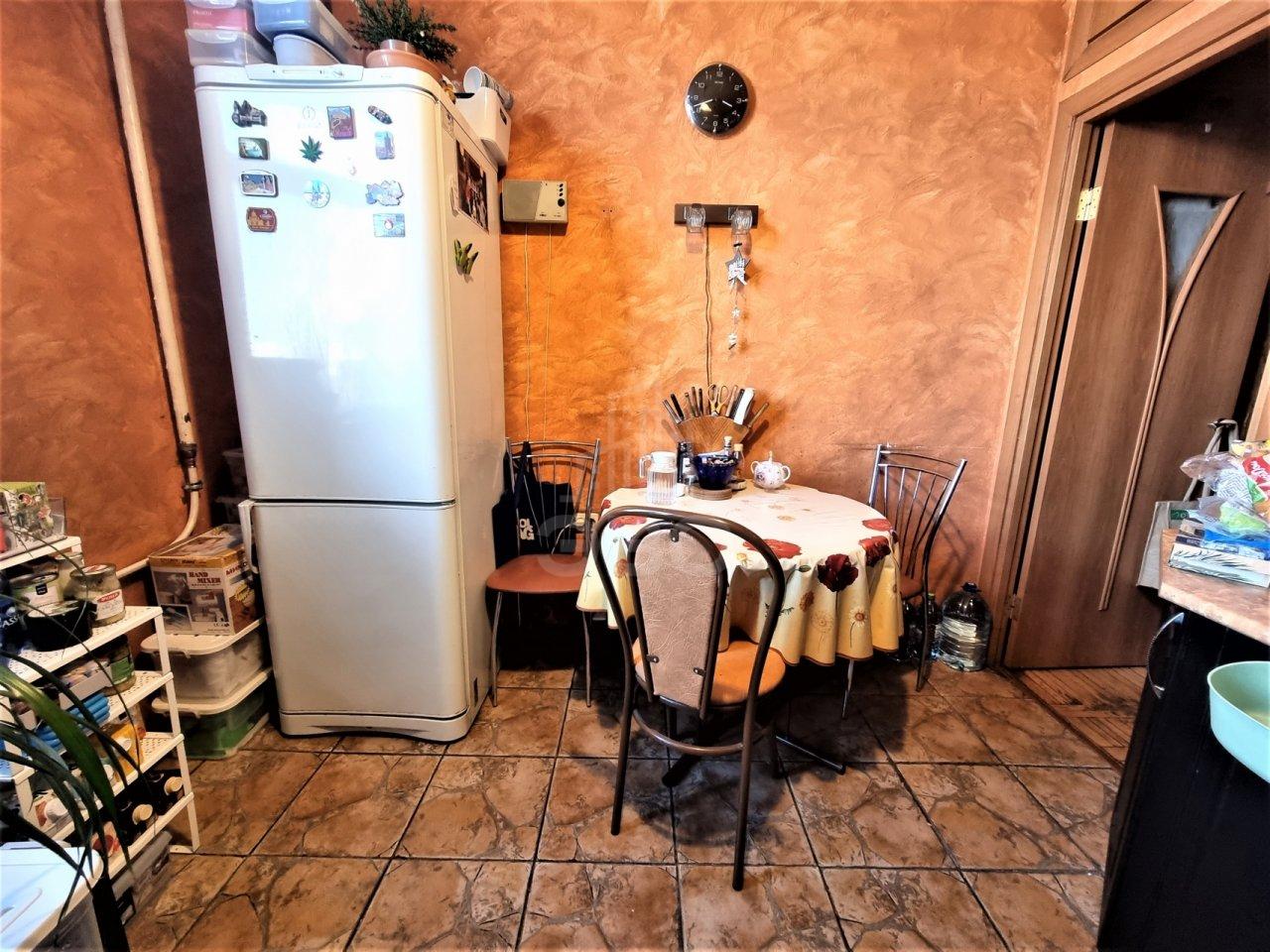 трехкомнатная квартира в Санкт-Петербурге по адресу: Московский проспект, 195