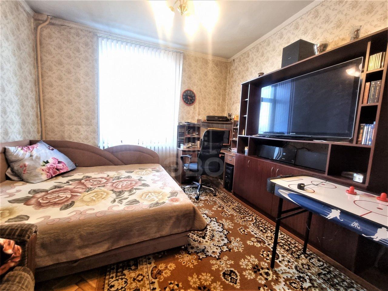 трехкомнатная квартира в Санкт-Петербурге по адресу: Московский проспект, 195