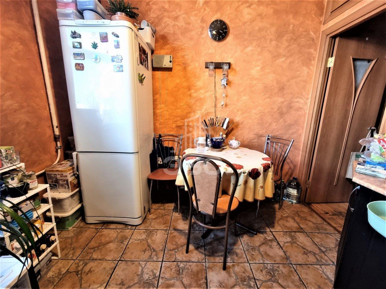 трехкомнатная квартира в Санкт-Петербурге по адресу: Московский проспект, 195