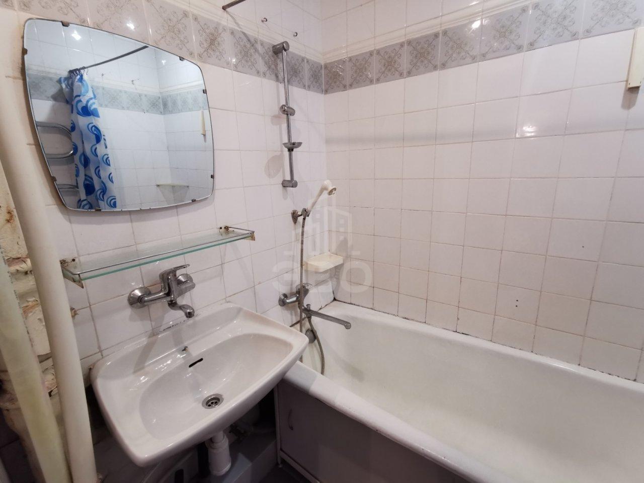 трехкомнатная квартира в Санкт-Петербурге по адресу: Тореза проспект, 33, литера А