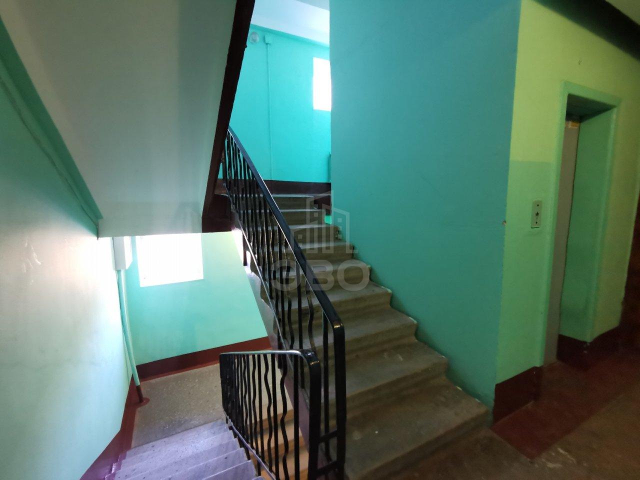 трехкомнатная квартира в Санкт-Петербурге по адресу: Тореза проспект, 33, литера А