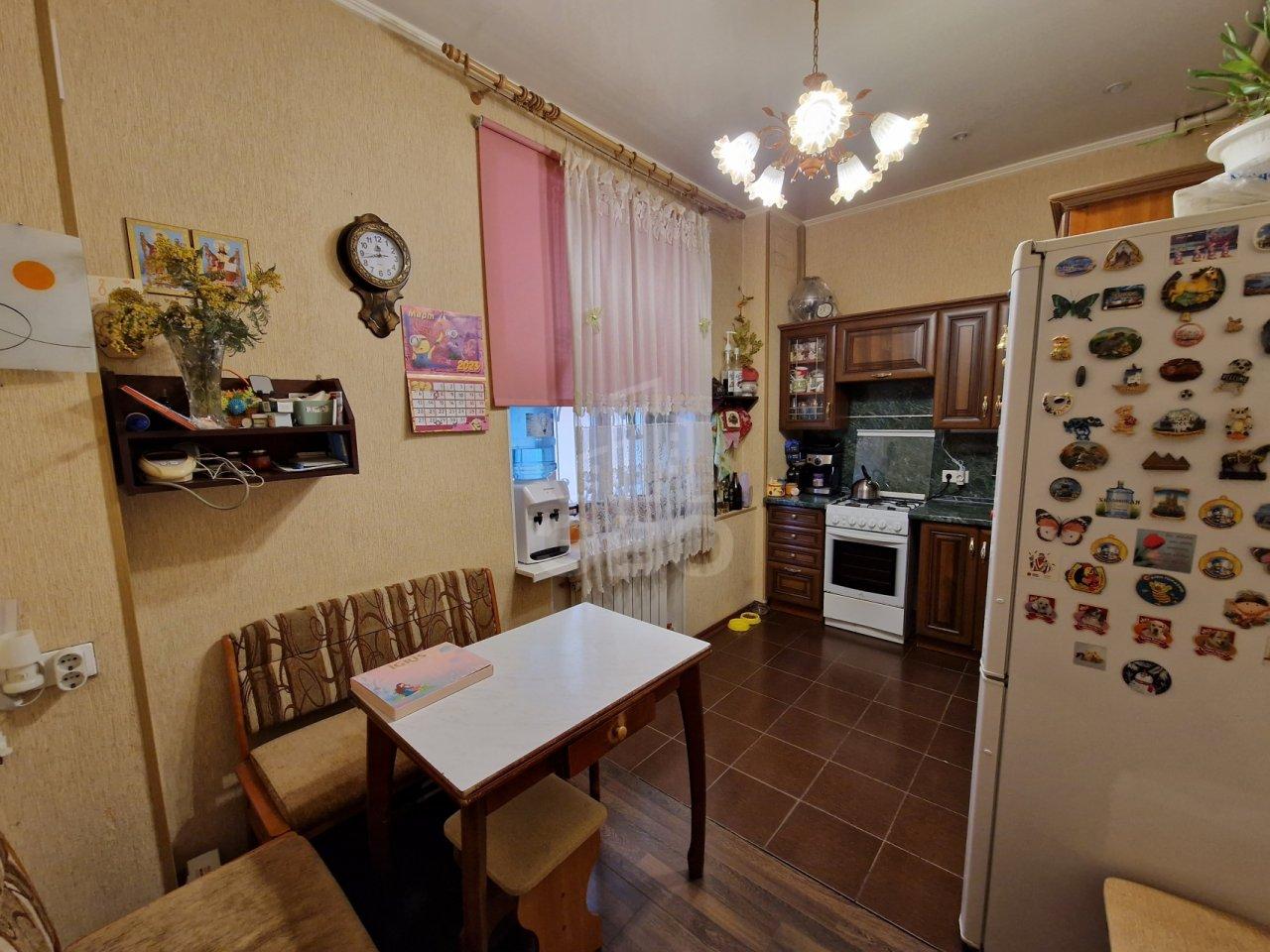 двухкомнатная квартира в Санкт-Петербурге по адресу: Средний В.О. проспект, 49, литера А