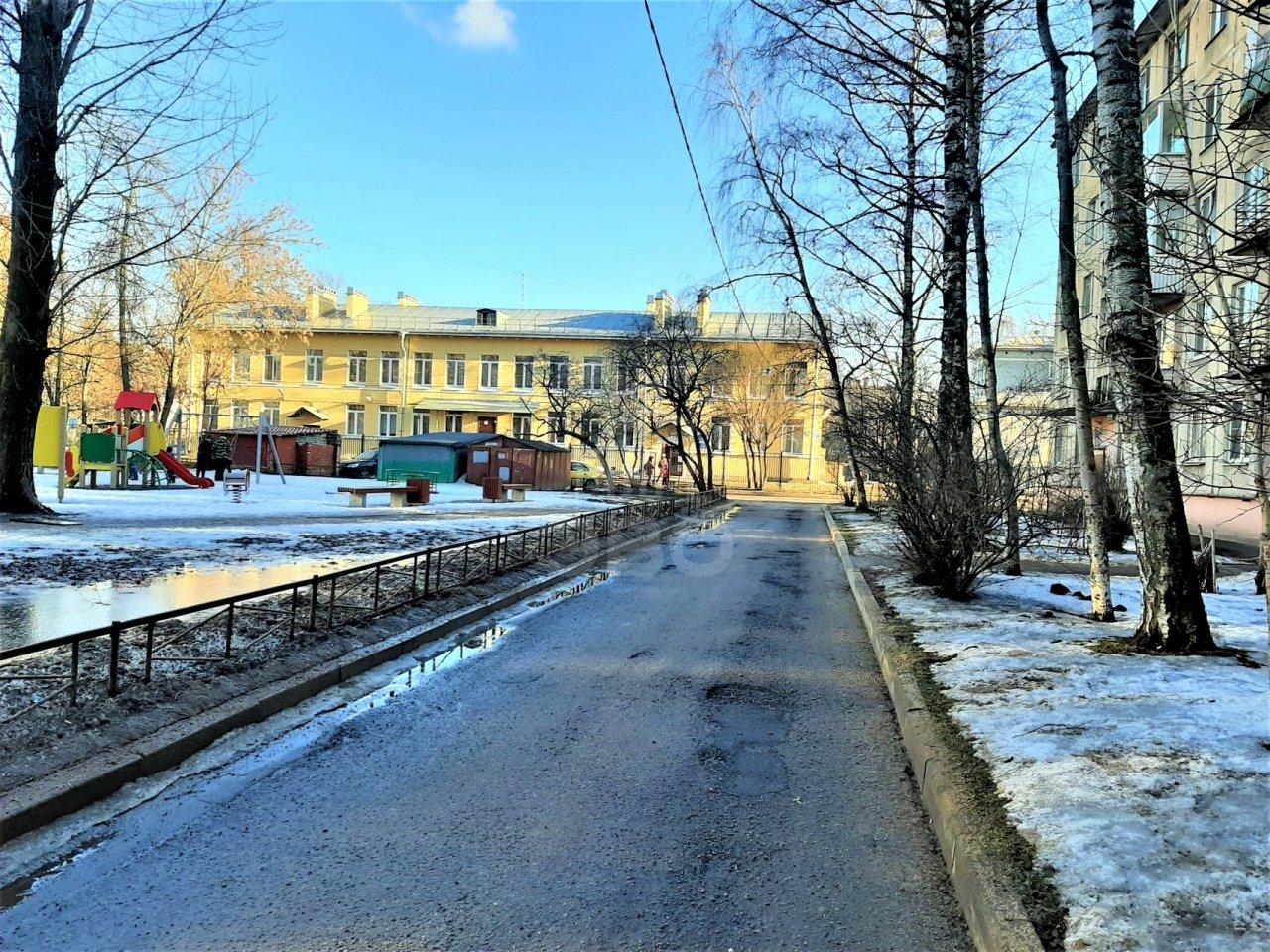 двухкомнатная квартира в Санкт-Петербурге по адресу: Ланское ш., 25