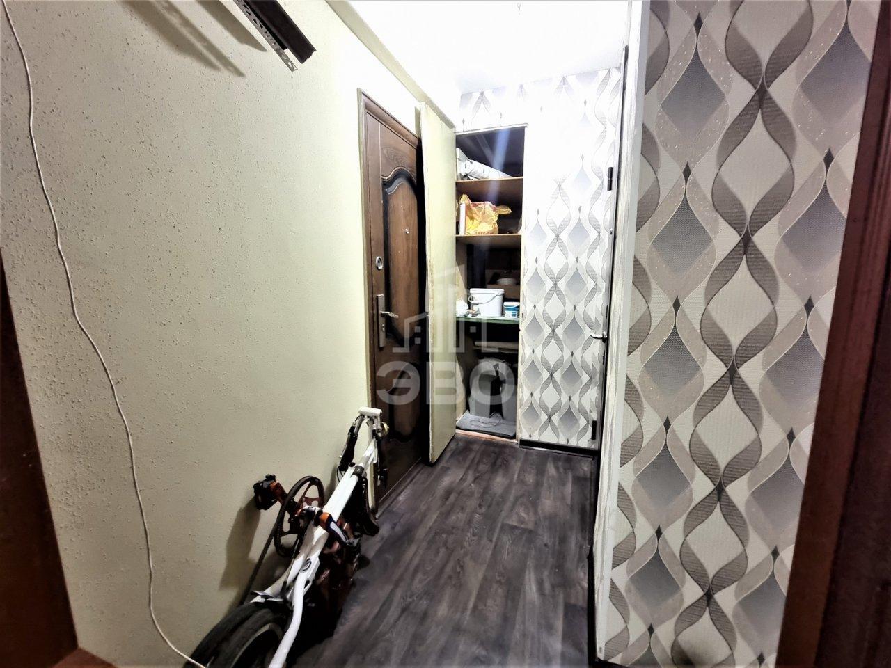 трехкомнатная квартира в Санкт-Петербурге по адресу: Большая Пороховская ул., 34