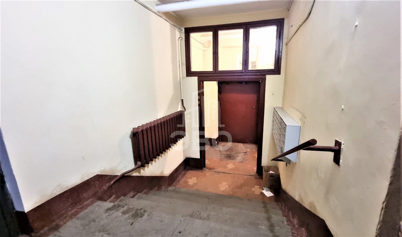 трехкомнатная квартира в Санкт-Петербурге по адресу: Большая Пороховская ул., 34