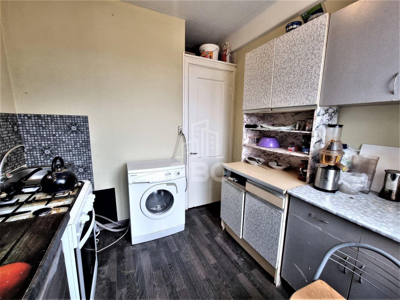 трехкомнатная квартира в Санкт-Петербурге по адресу: Большая Пороховская ул., 34