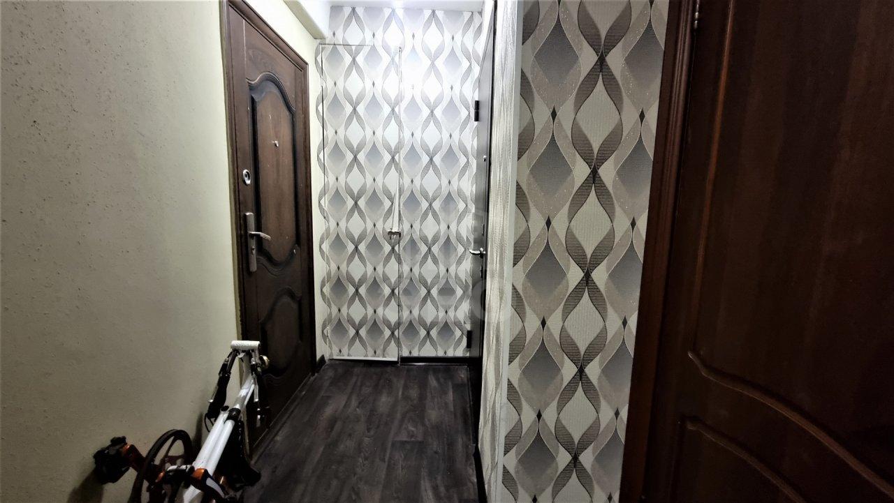 трехкомнатная квартира в Санкт-Петербурге по адресу: Большая Пороховская ул., 34