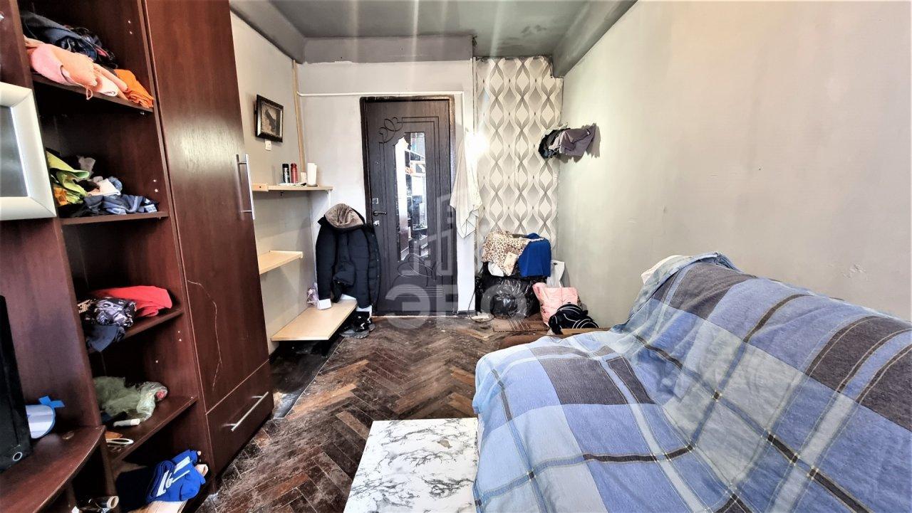 трехкомнатная квартира в Санкт-Петербурге по адресу: Большая Пороховская ул., 34