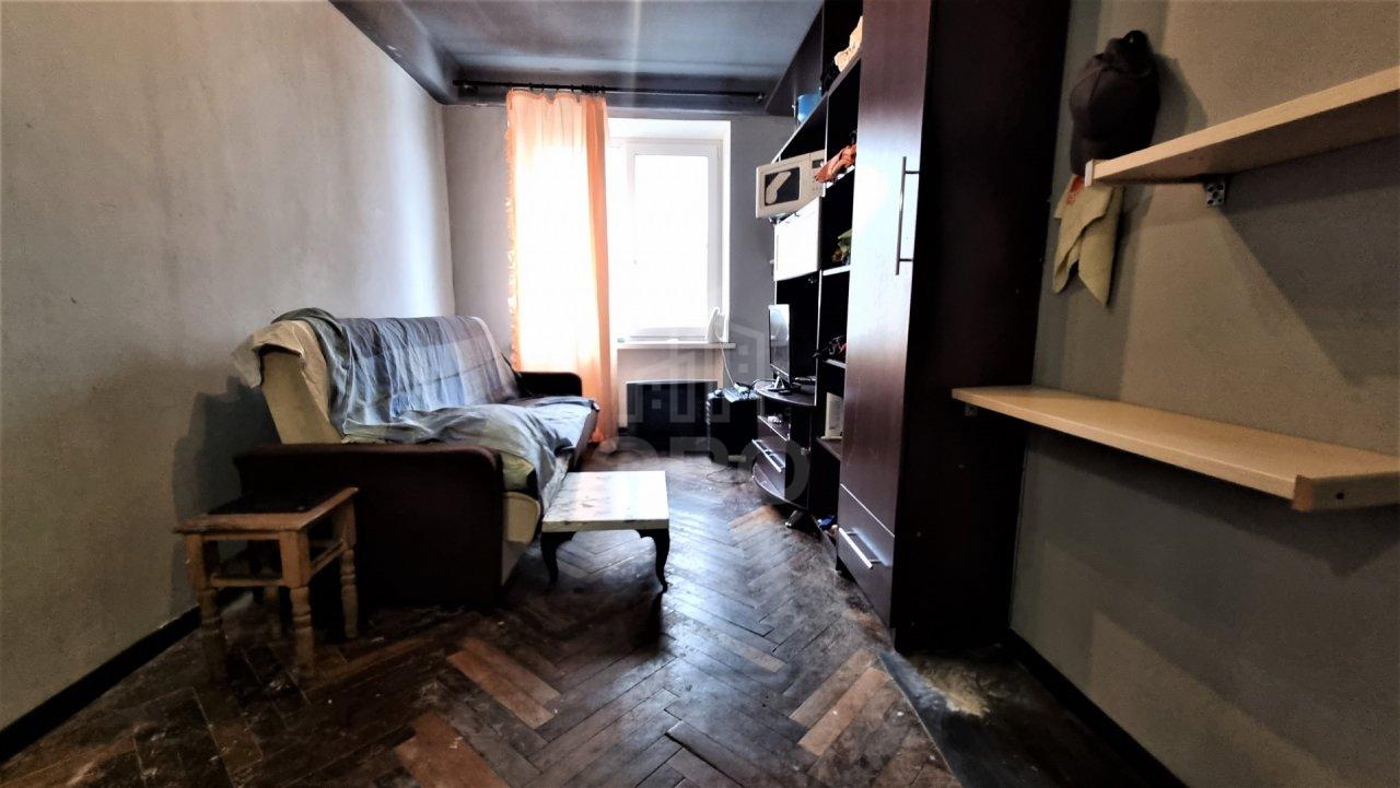 трехкомнатная квартира в Санкт-Петербурге по адресу: Большая Пороховская ул., 34