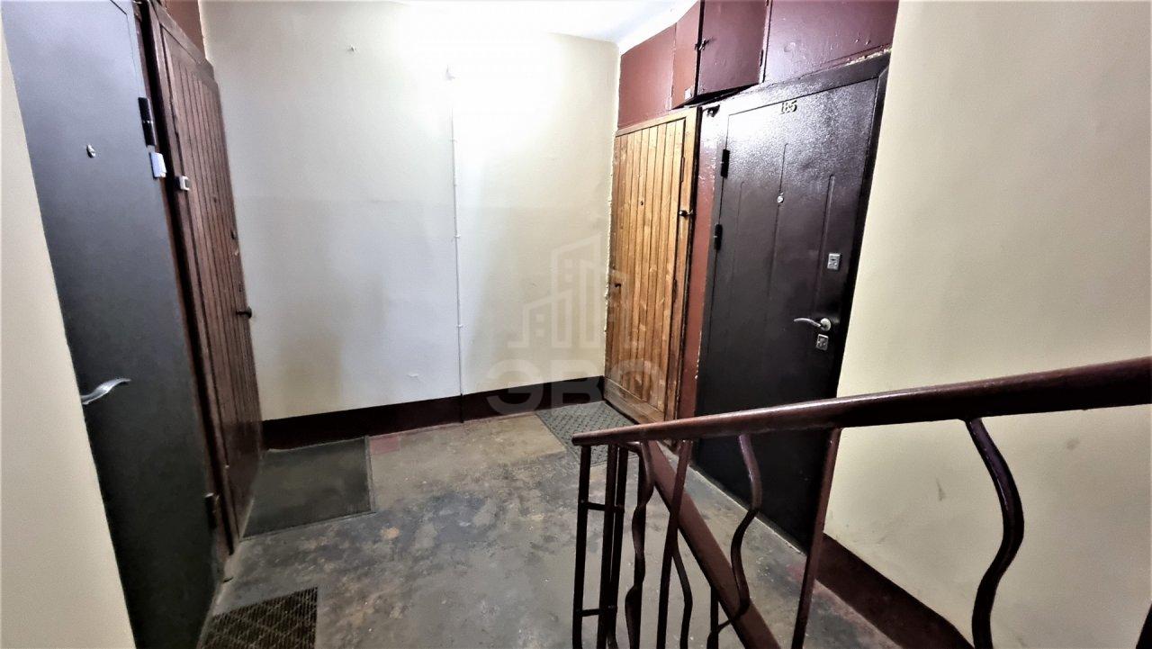 трехкомнатная квартира в Санкт-Петербурге по адресу: Большая Пороховская ул., 34