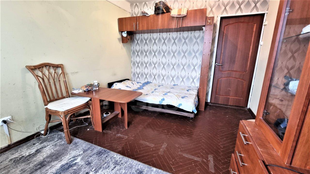 трехкомнатная квартира в Санкт-Петербурге по адресу: Большая Пороховская ул., 34