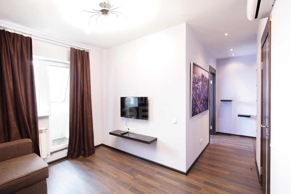 двухкомнатная квартира в Санкт-Петербурге по адресу: Комсомола 14