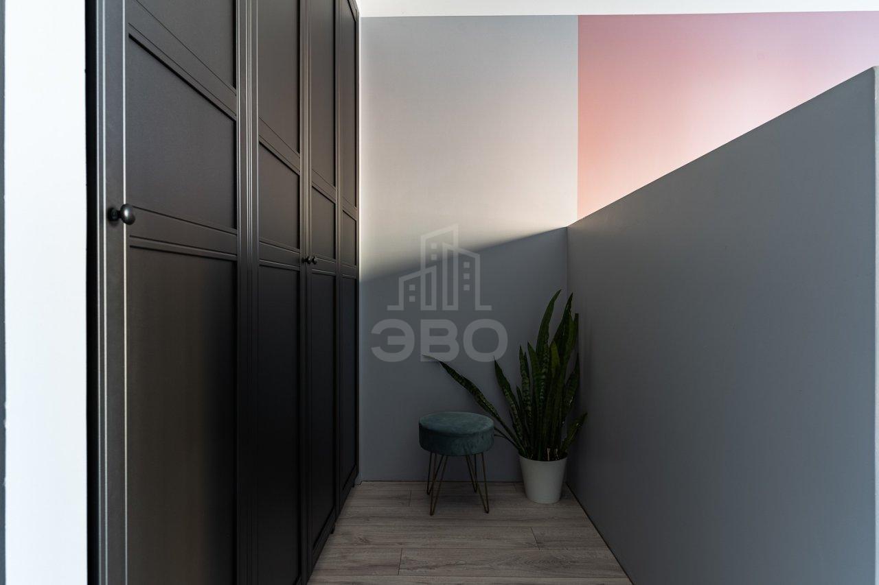 трехкомнатная квартира в Санкт-Петербурге по адресу: Дизельный проезд, 11, к 1