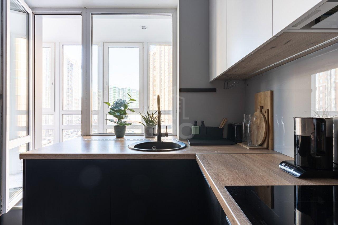 трехкомнатная квартира в Санкт-Петербурге по адресу: Дизельный проезд, 11, к 1