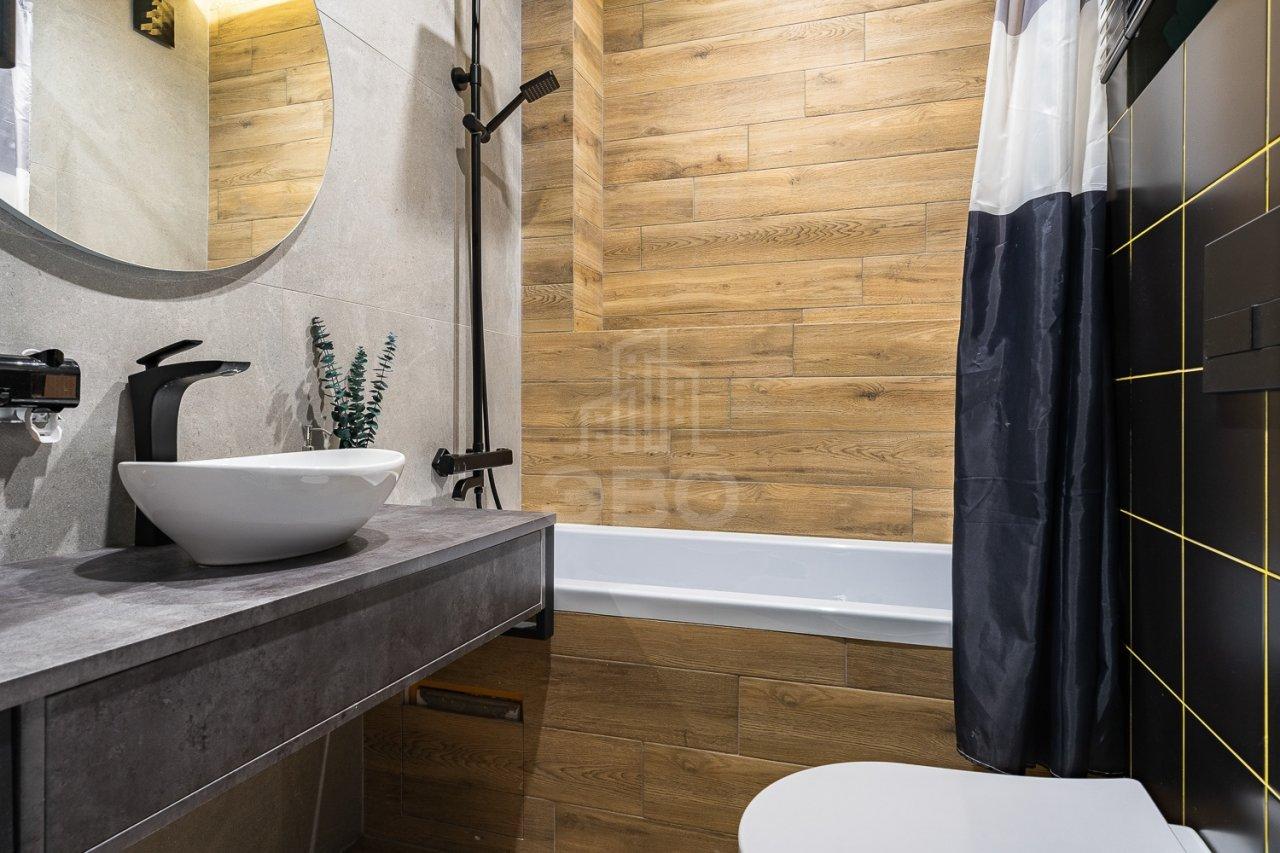 трехкомнатная квартира в Санкт-Петербурге по адресу: Дизельный проезд, 11, к 1