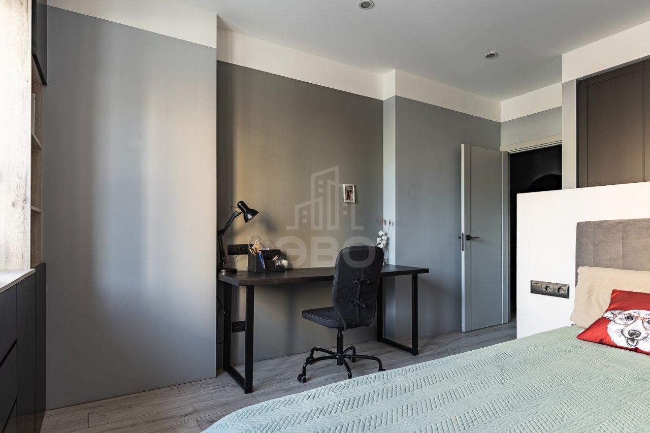 трехкомнатная квартира в Санкт-Петербурге по адресу: Дизельный проезд, 11, к 1