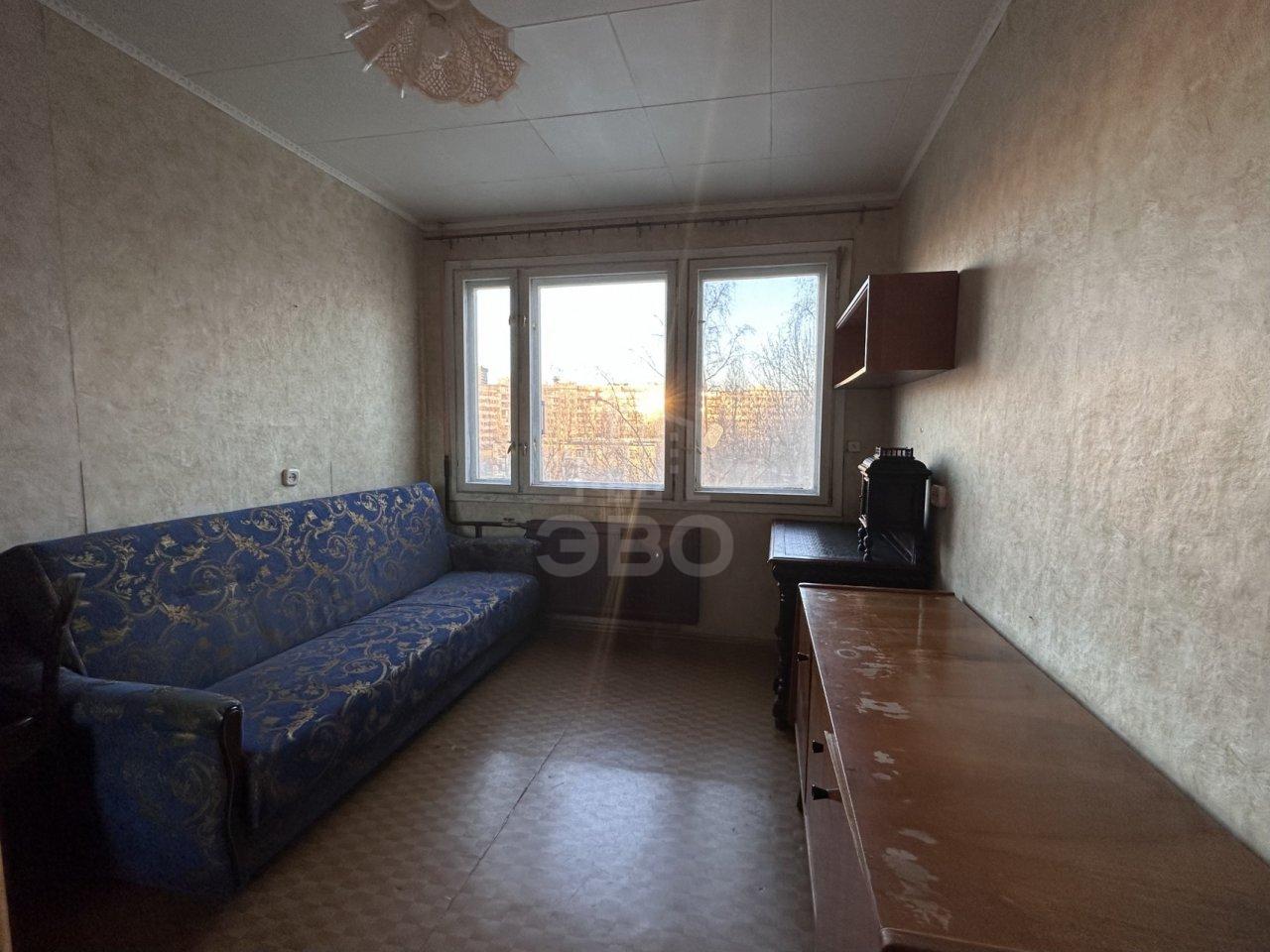 трехкомнатная квартира в Санкт-Петербурге по адресу: Тамбасова ул., 6, к 1