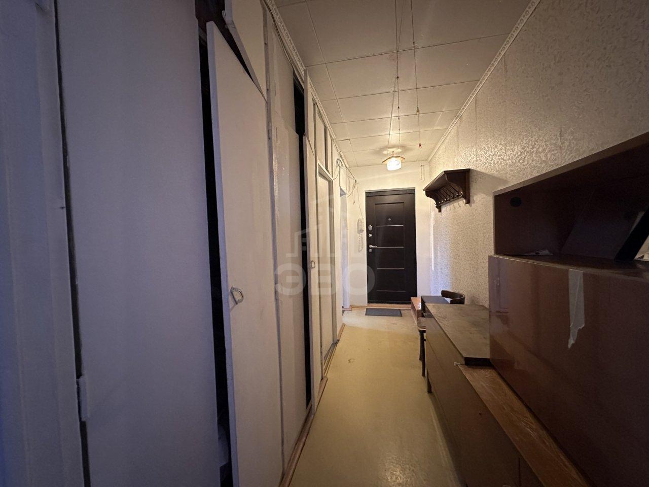 трехкомнатная квартира в Санкт-Петербурге по адресу: Тамбасова ул., 6, к 1