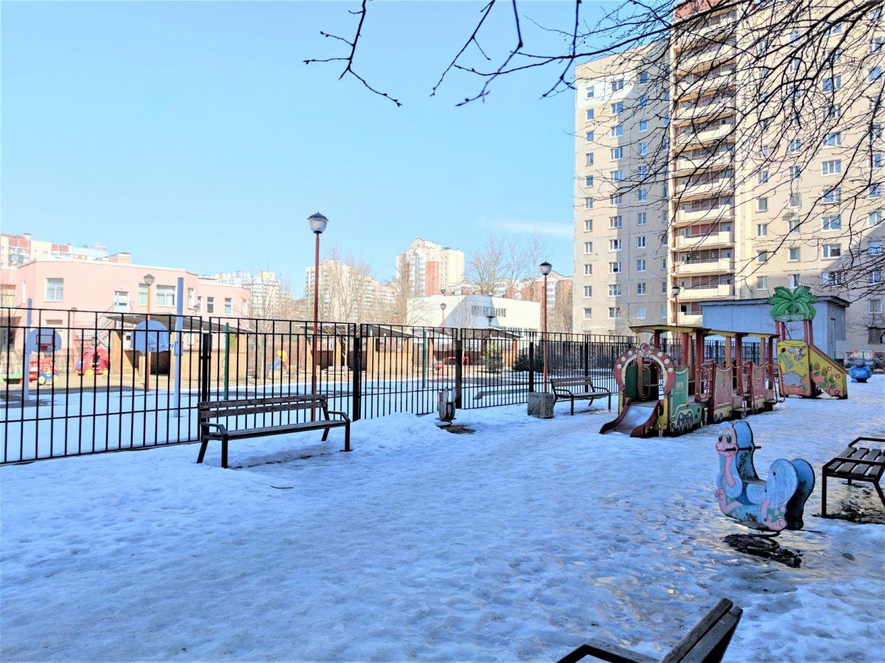 трехкомнатная квартира в Санкт-Петербурге по адресу: Вербная ул., 18, к 1, литера А