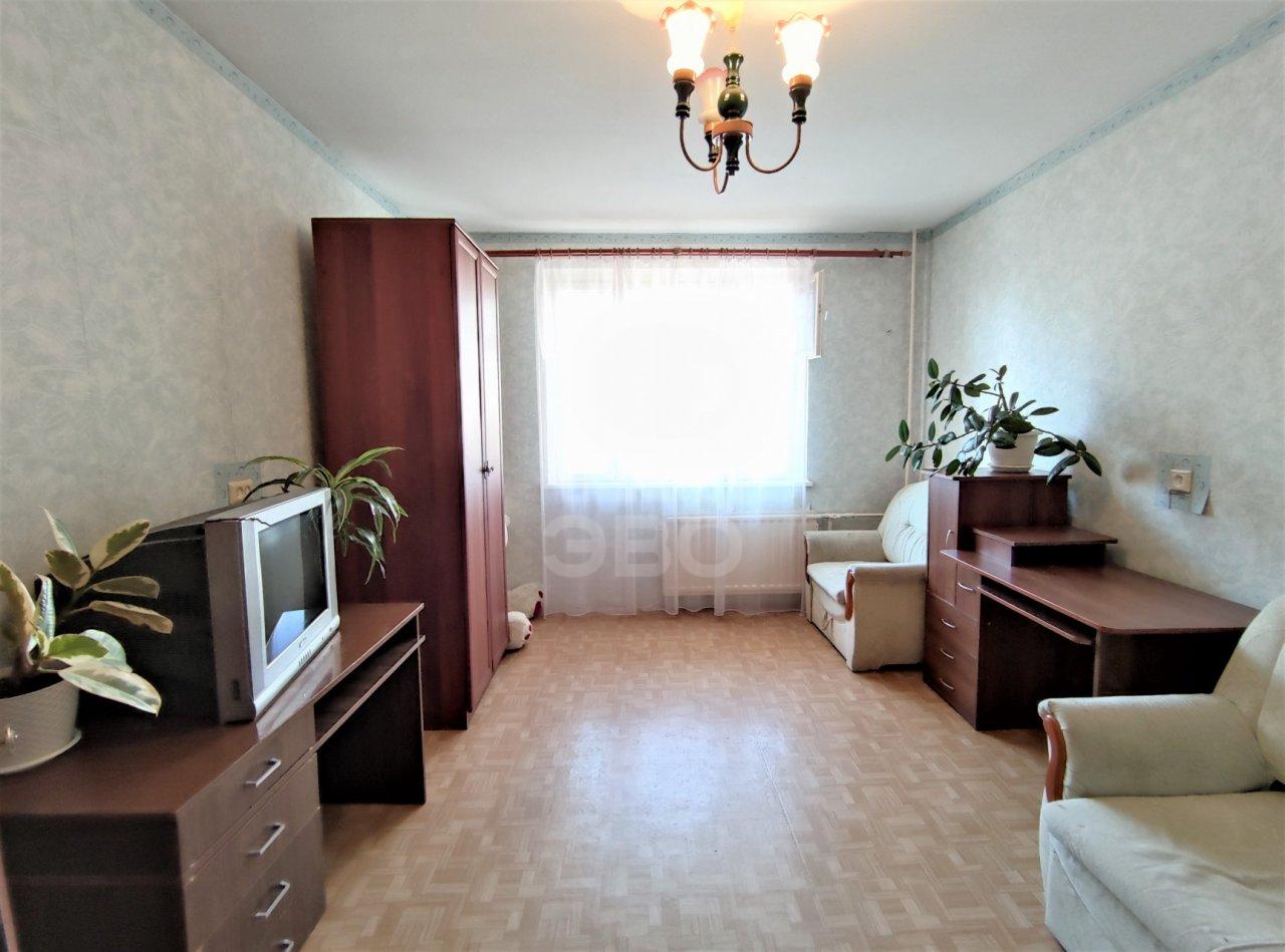 трехкомнатная квартира в Санкт-Петербурге по адресу: Вербная ул., 18, к 1, литера А