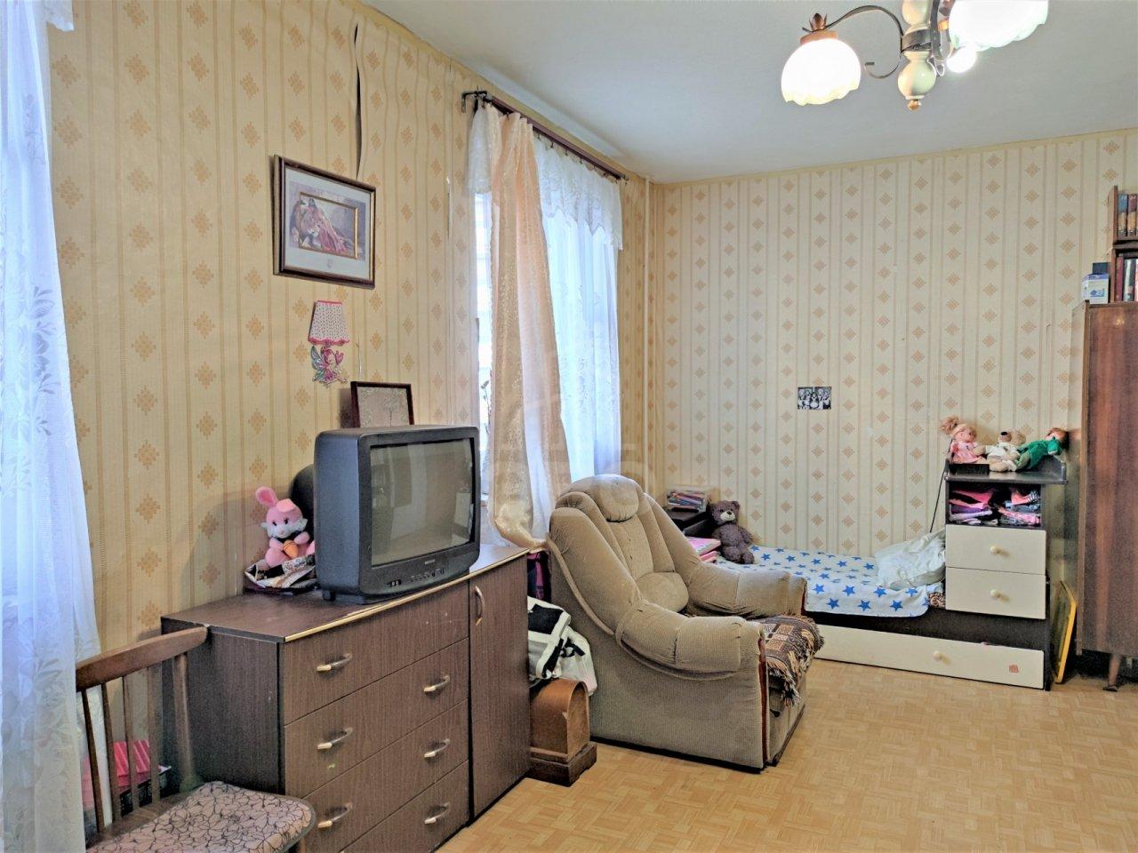 трехкомнатная квартира в Санкт-Петербурге по адресу: Вербная ул., 18, к 1, литера А