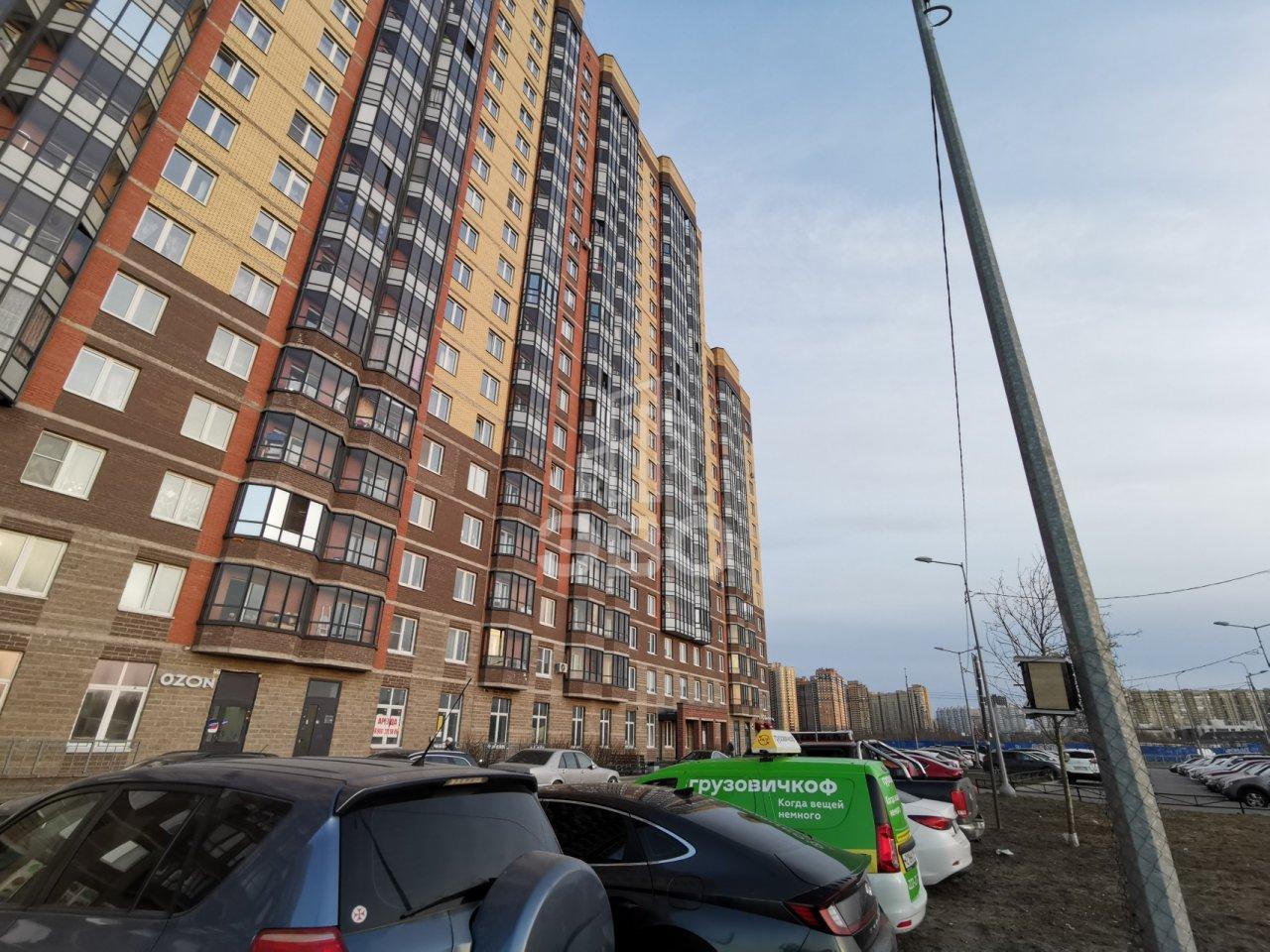 однокомнатная квартира в Санкт-Петербурге по адресу: Заречная ул., 33