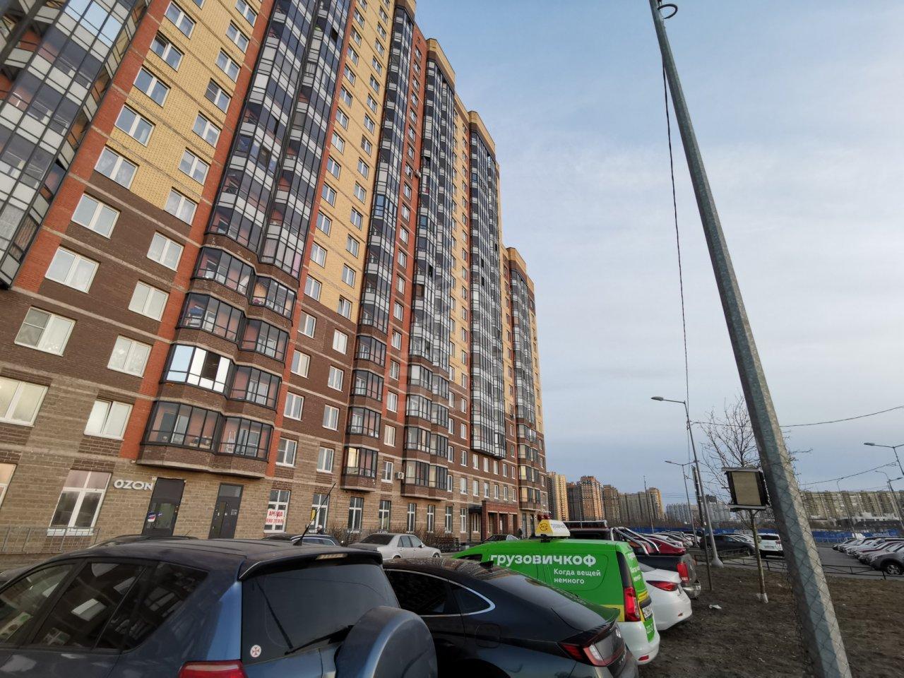 однокомнатная квартира в Санкт-Петербурге по адресу: Заречная ул., 33