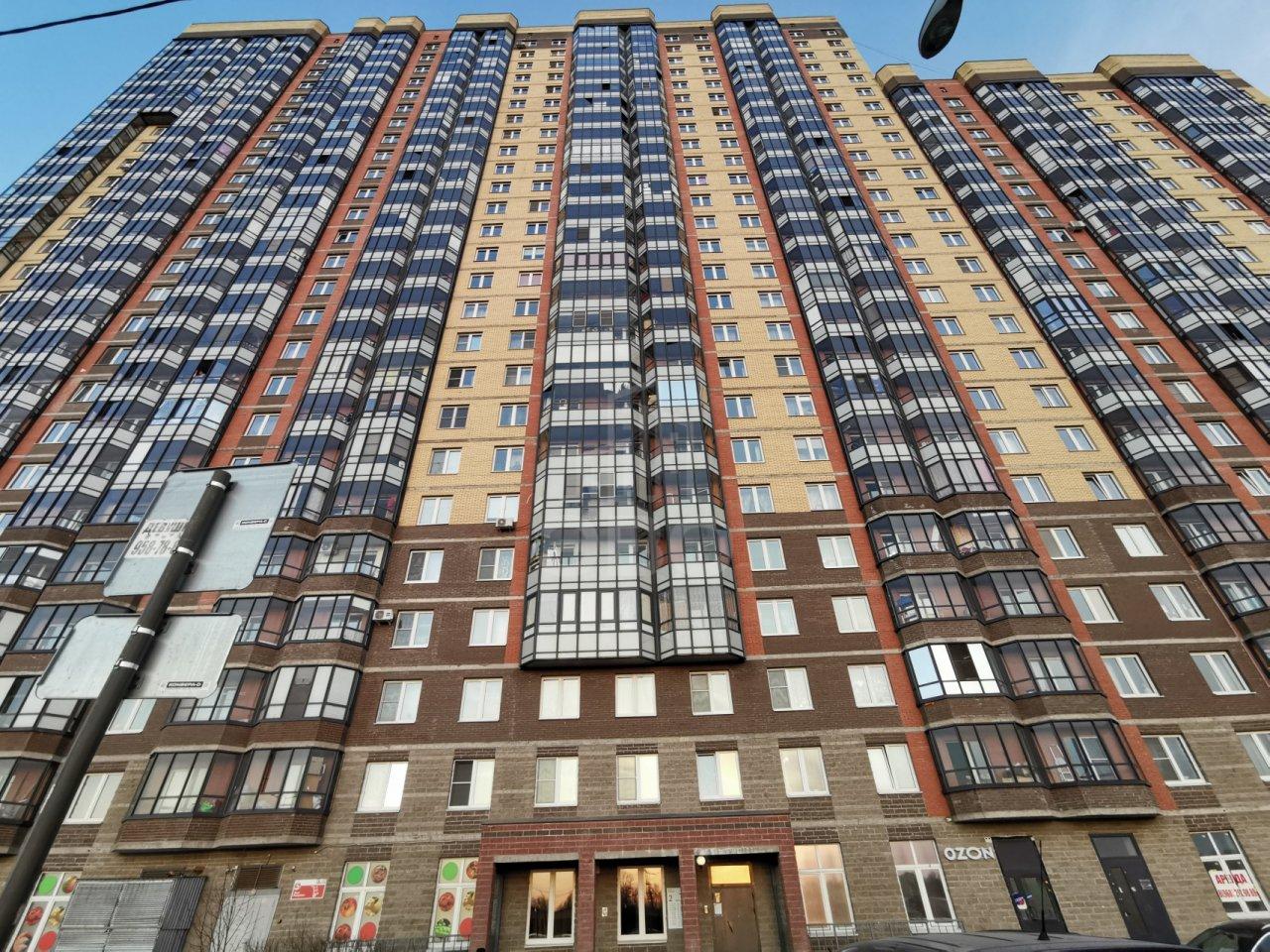 однокомнатная квартира в Санкт-Петербурге по адресу: Заречная ул., 33