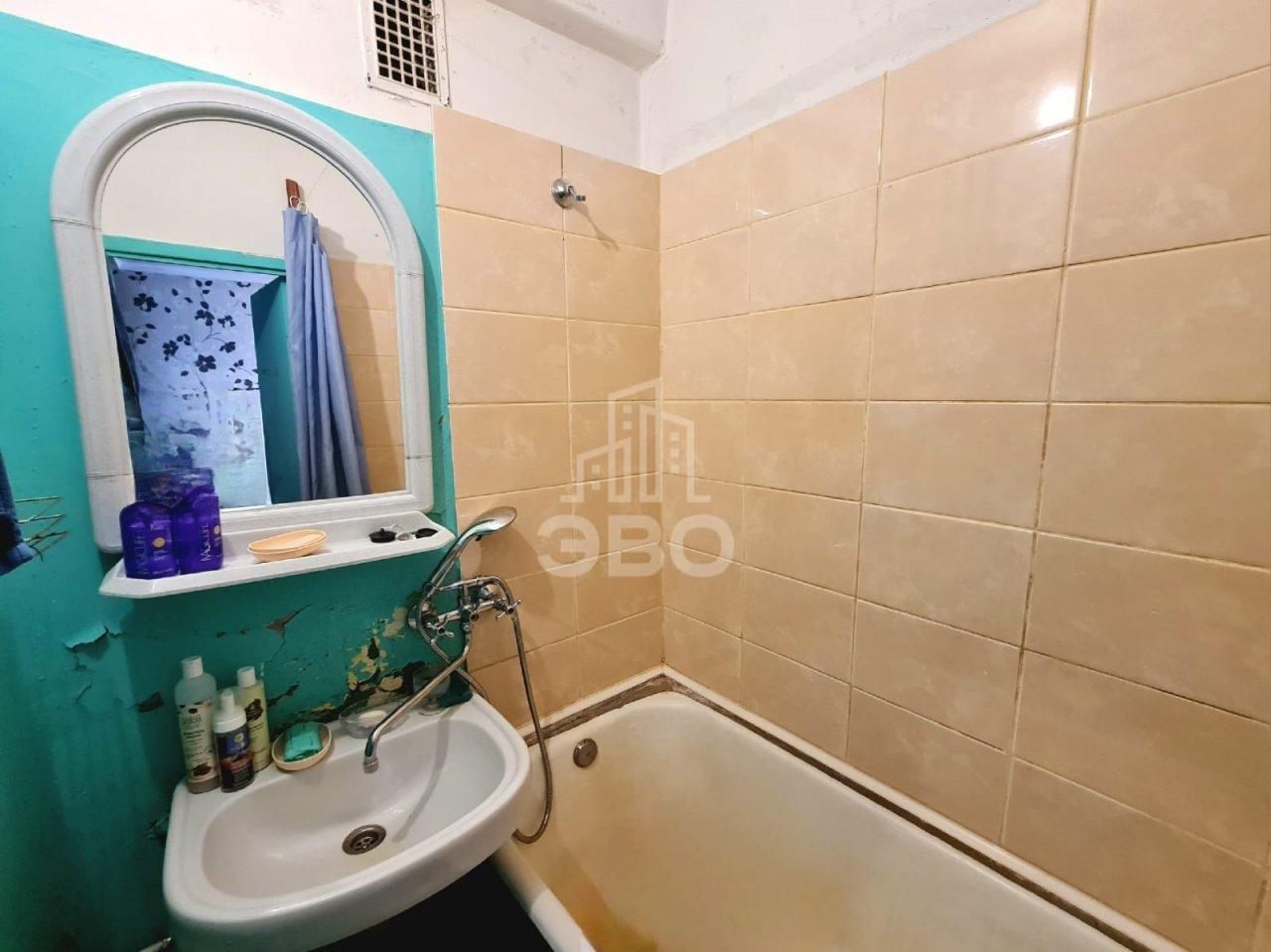 комната в Санкт-Петербурге по адресу: Академика Байкова ул., 9