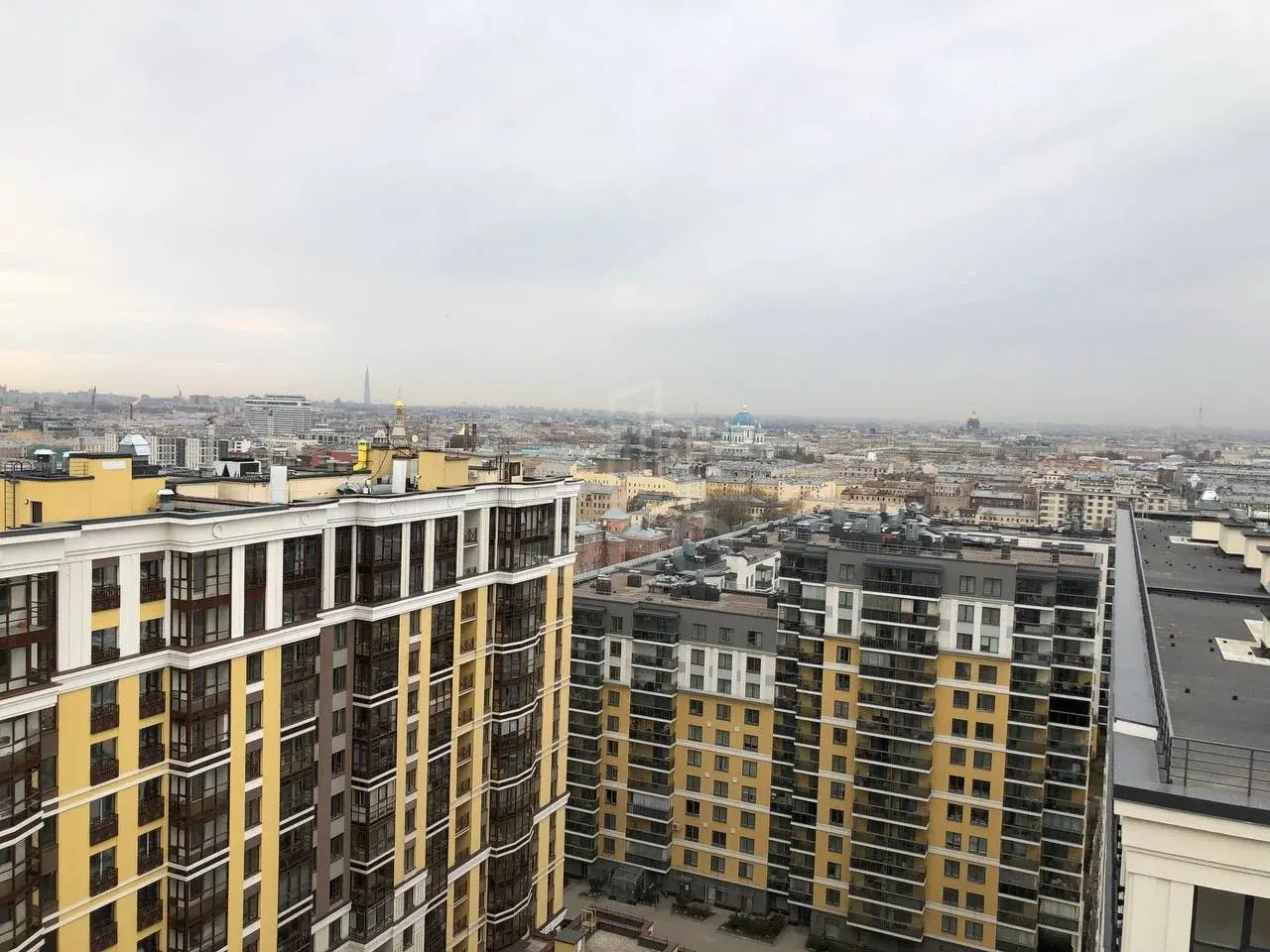 трехкомнатная квартира в Санкт-Петербурге по адресу: Московский проспект, 73, к 5
