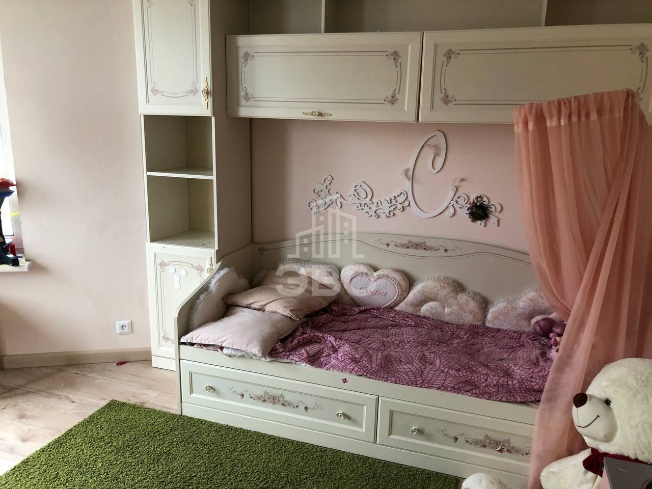 трехкомнатная квартира в Санкт-Петербурге по адресу: Московский проспект, 73, к 5