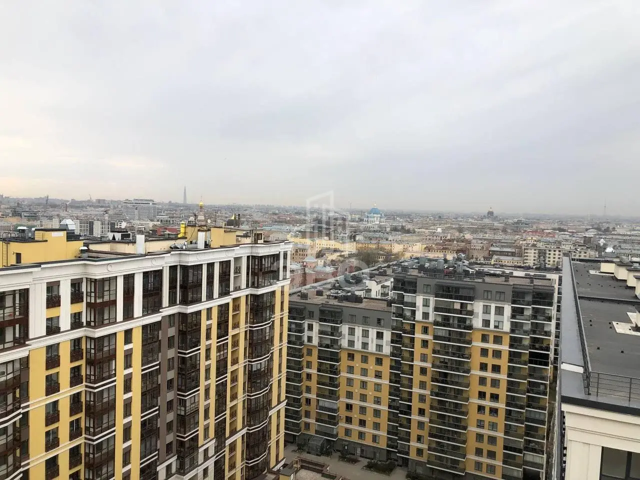 трехкомнатная квартира в Санкт-Петербурге по адресу: Московский проспект, 73, к 5