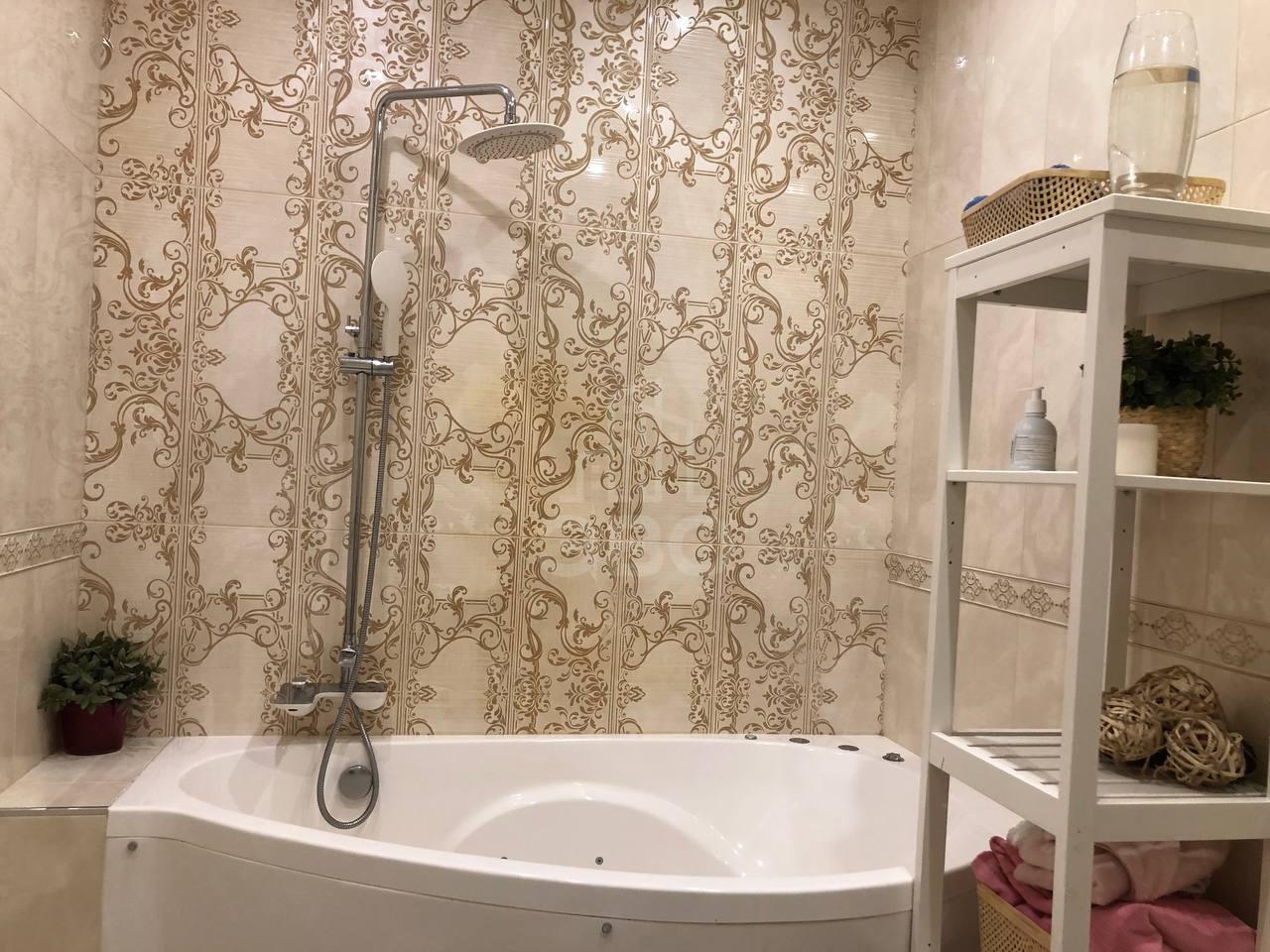 трехкомнатная квартира в Санкт-Петербурге по адресу: Московский проспект, 73, к 5