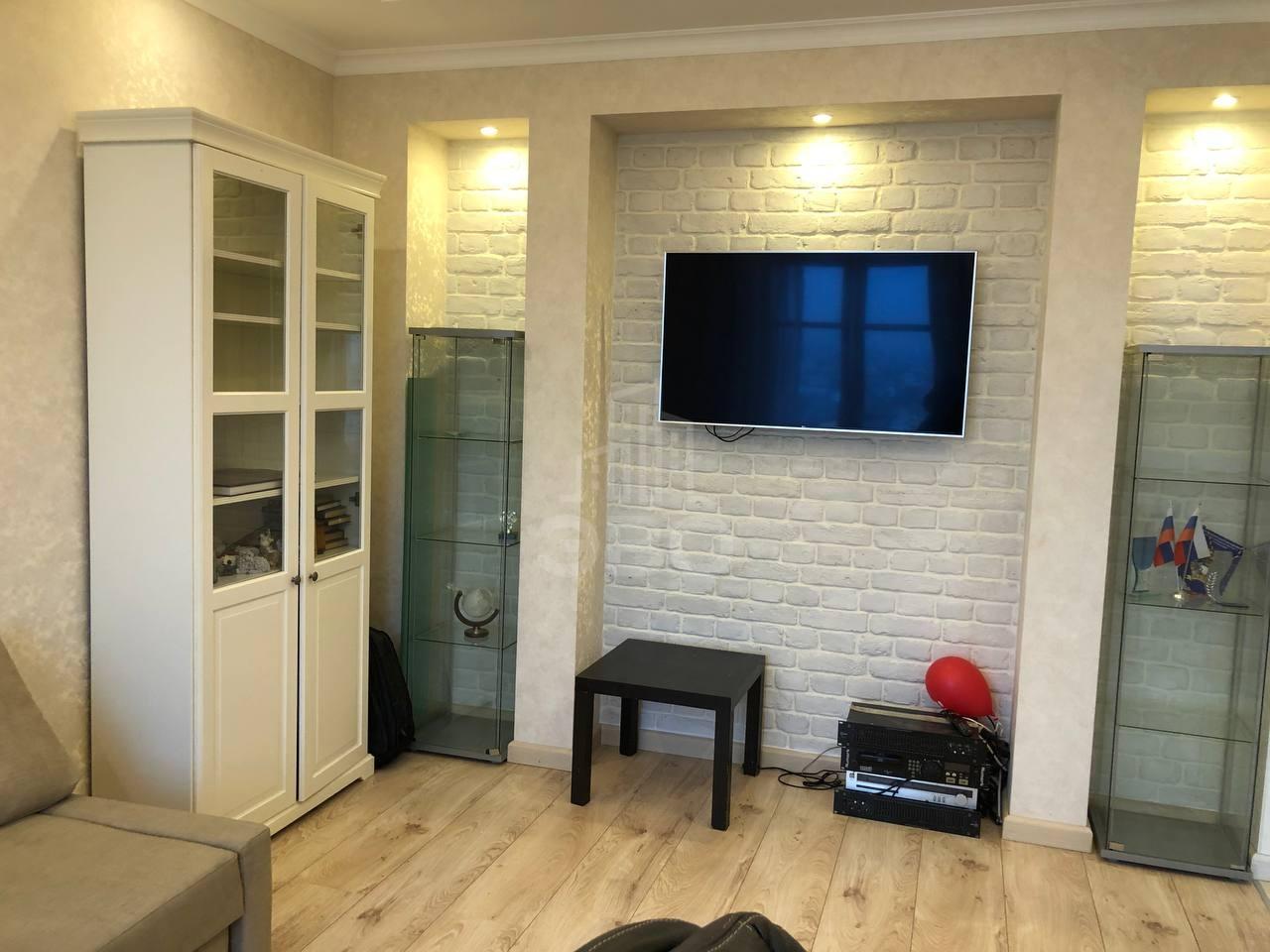 трехкомнатная квартира в Санкт-Петербурге по адресу: Московский проспект, 73, к 5