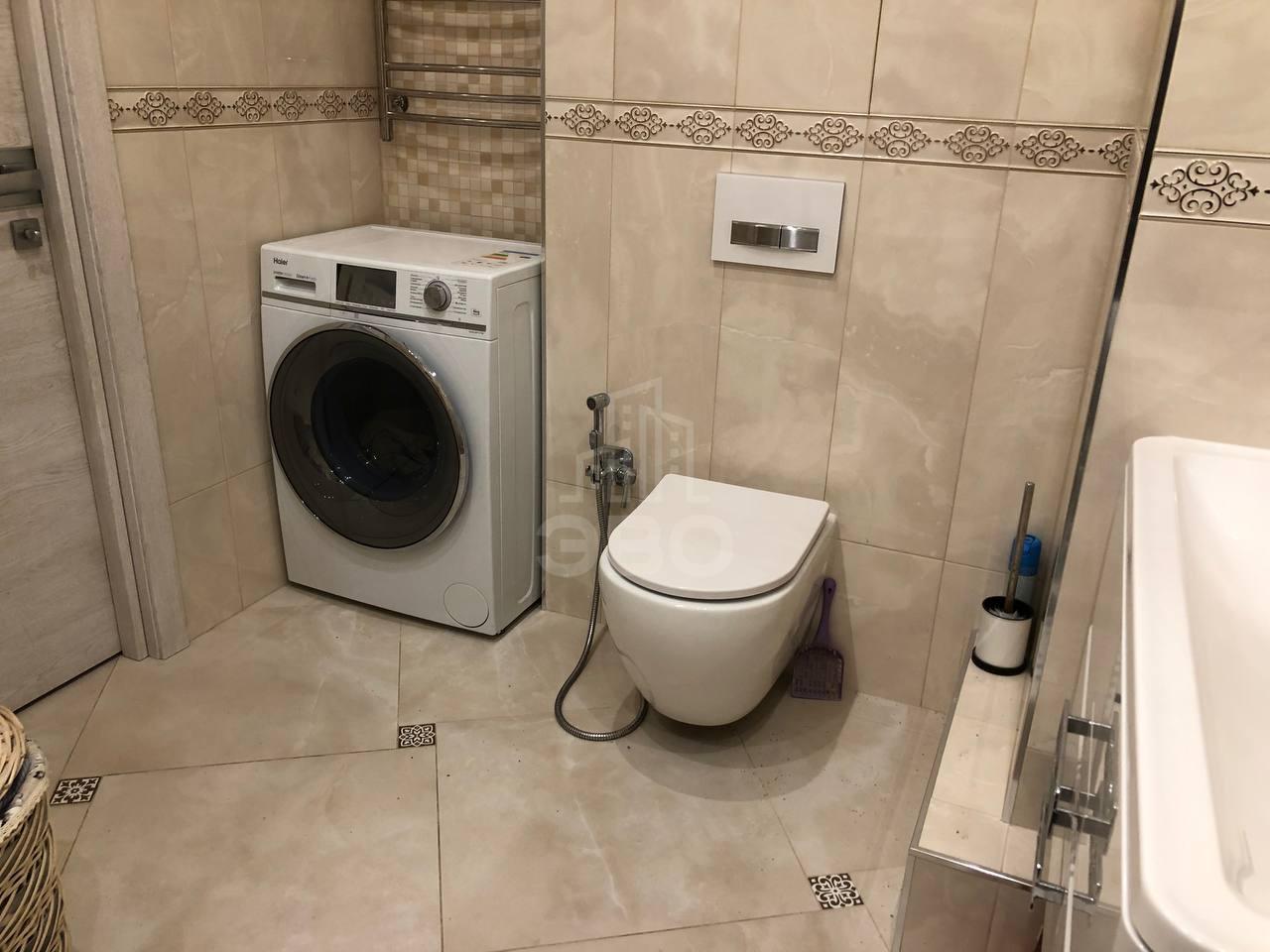 трехкомнатная квартира в Санкт-Петербурге по адресу: Московский проспект, 73, к 5