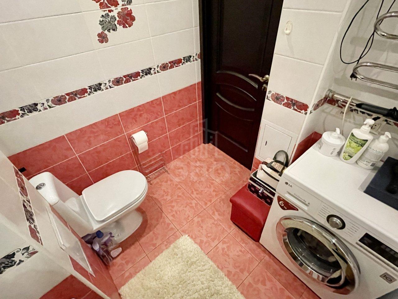 однокомнатная квартира в Санкт-Петербурге по адресу: Мебельная ул., 47, к 1