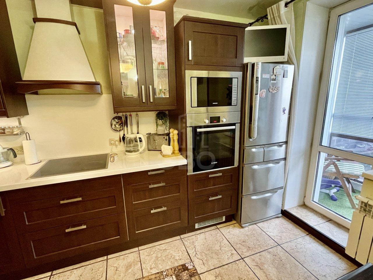 однокомнатная квартира в Санкт-Петербурге по адресу: Мебельная ул., 47, к 1