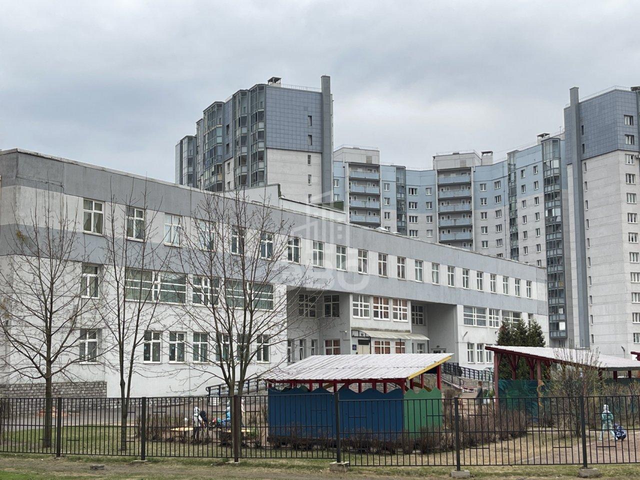 однокомнатная квартира в Санкт-Петербурге по адресу: Мебельная ул., 47, к 1