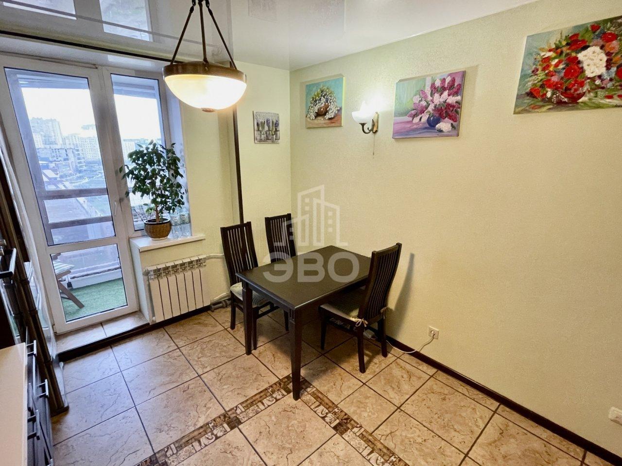 однокомнатная квартира в Санкт-Петербурге по адресу: Мебельная ул., 47, к 1