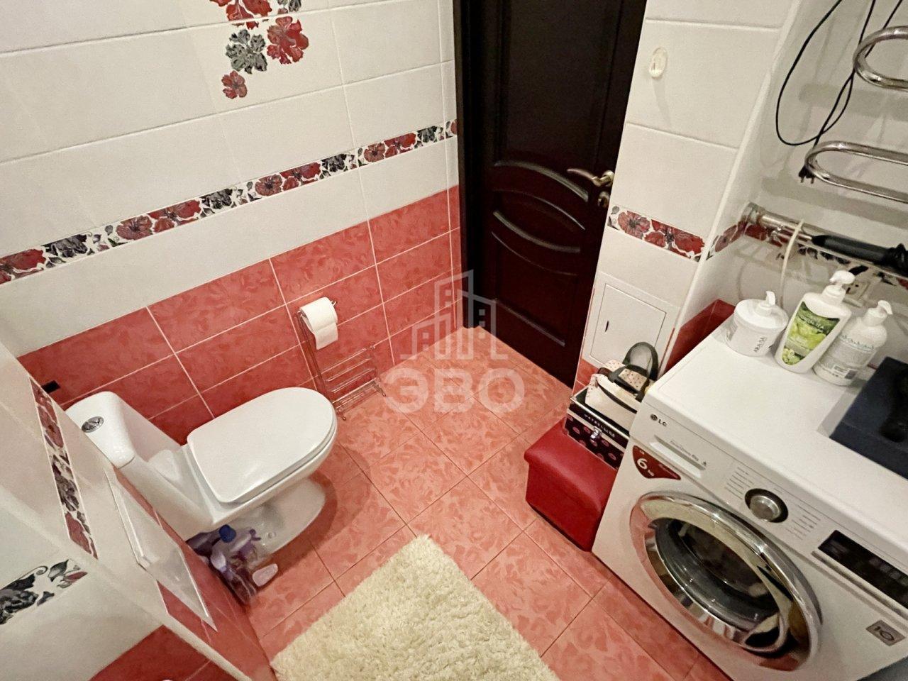 однокомнатная квартира в Санкт-Петербурге по адресу: Мебельная ул., 47, к 1