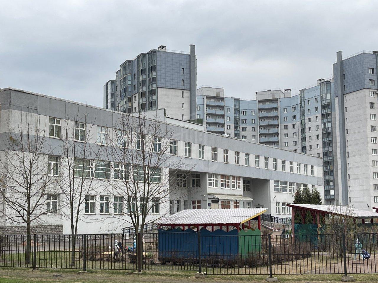 однокомнатная квартира в Санкт-Петербурге по адресу: Мебельная ул., 47, к 1