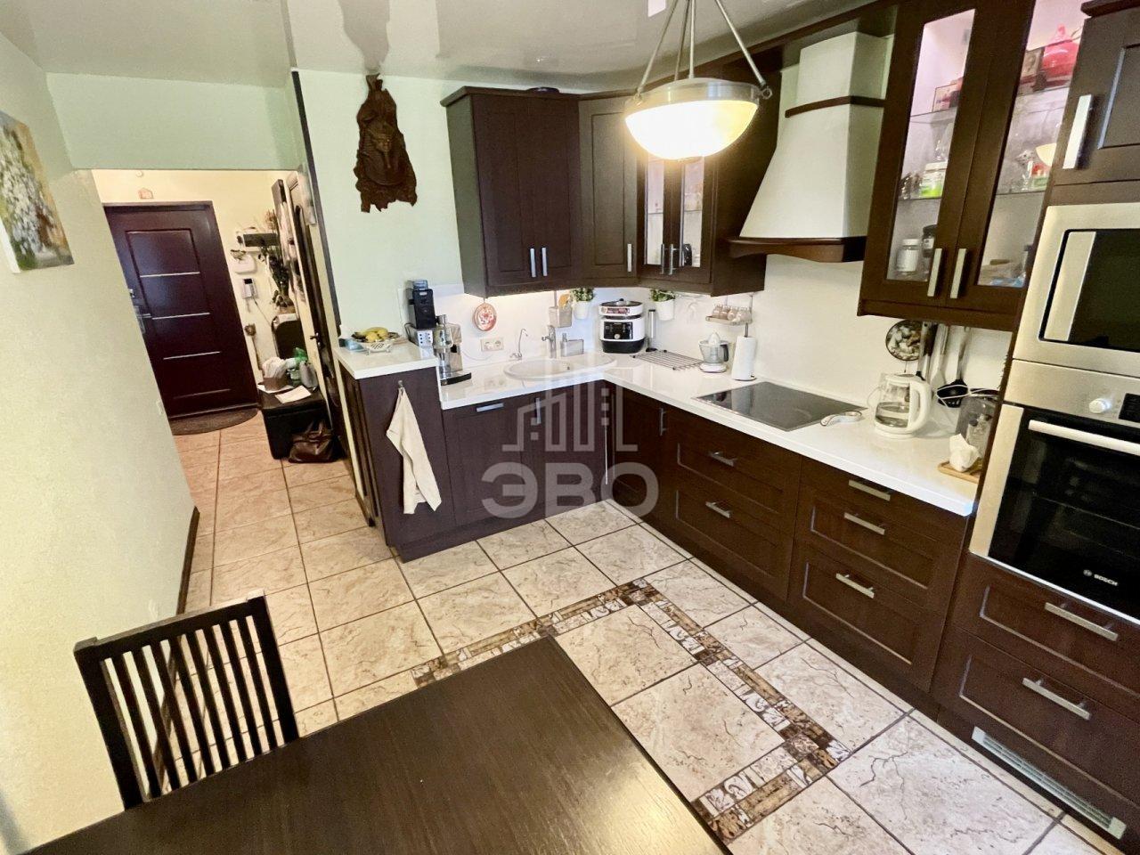 однокомнатная квартира в Санкт-Петербурге по адресу: Мебельная ул., 47, к 1