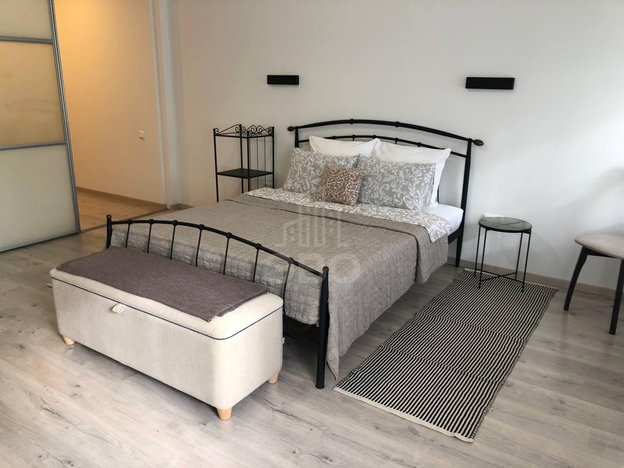 двухкомнатная квартира в Санкт-Петербурге по адресу: Малая Морская ул., 6