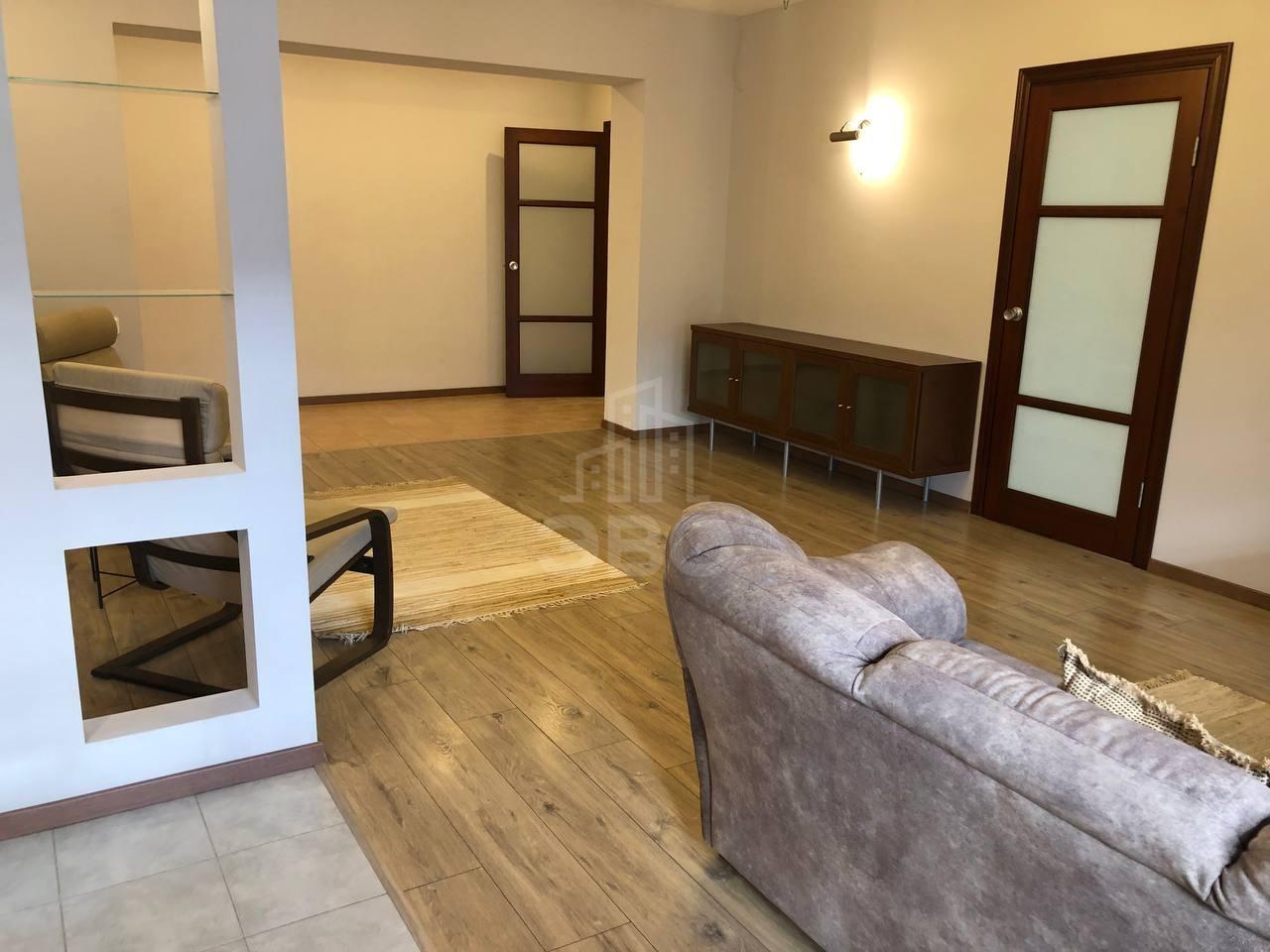 двухкомнатная квартира в Санкт-Петербурге по адресу: Малая Морская ул., 6