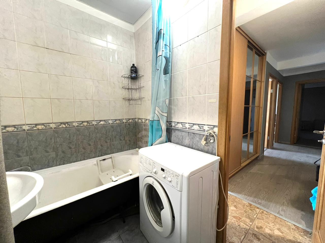 трехкомнатная квартира в Санкт-Петербурге по адресу: Энергетиков проспект, 54, к 1